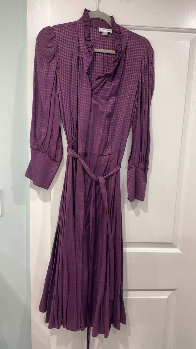 Calvin Klein Purple Houndstooth Ruffle Neck Long Sleeve Belted Midi Dress